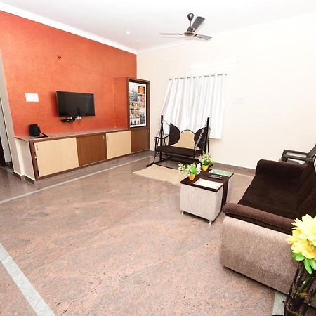 Sree Service Apartments Tirupati Exterior foto